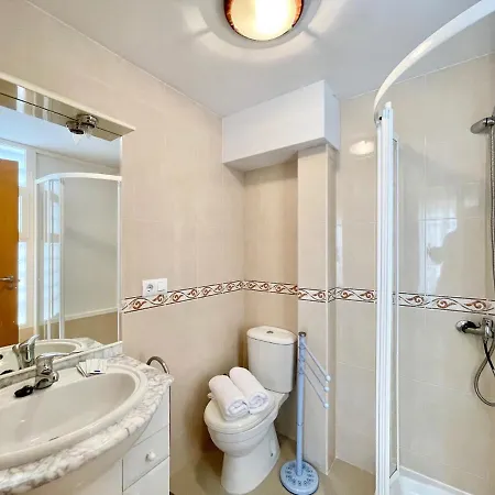 Miramar Seafront Levante R596 Benidorm