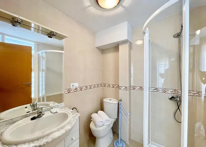 Miramar Seafront Levante R596 Benidorm
