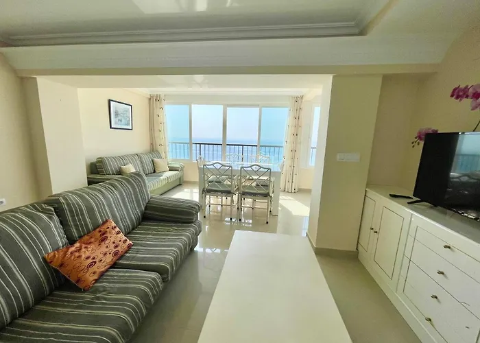 Miramar Seafront Levante R596 Benidorm